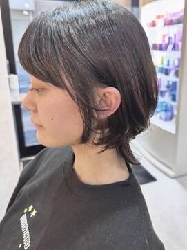 ウィローズ(WILLOW'S) 大人かわいい耳かけ丸みショートボブ20代30代40代髪型