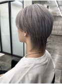 シルバーカラー　ウルフヘア　メンズショート　ケアブリーチ