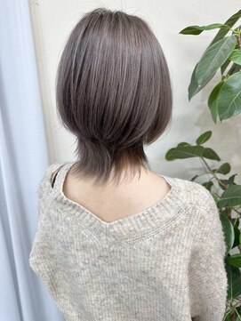 アップル(APPLE) グレージュカラー