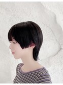ショートヘア