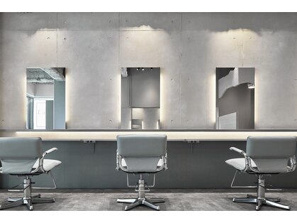 ラフィス ヘアーピュール 梅田茶屋町店(La fith hair pur)の写真