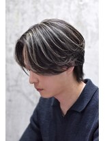 メンズオルズ 渋谷(MEN'S ALLZ) メンズホワイトハイライトセンターパートウルフフェザーパーマ