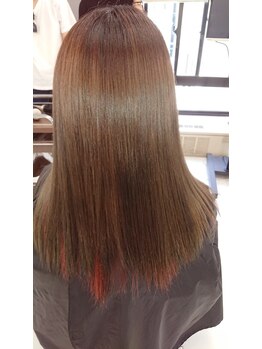 ポライト美容室の写真/《河内松原駅5分》クセも広がりも、もう気にならない♪ナチュラルで柔らかいサラサラ艶ストレート