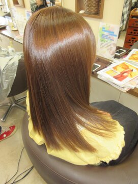 コアフィールフィス(COIFFURE fils) 夏のハイトーンM3Dカラートリートメント