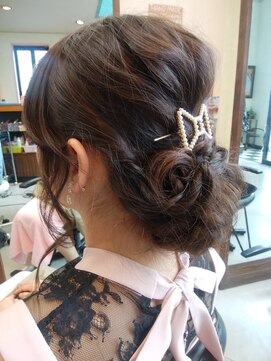 ウィット アンド ラファム Wit &La Famme 縄編みと三つ編みで作る簡単アップ