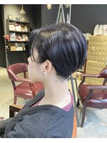 エミュー(emue)&nbsp;emue京都◯刈り上げ女子×ラベージュ＋インナーカラー◯中島