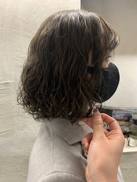 ロイジー(roijir) 【roijir 表参道】プードル風パーマ☆アッシュグレージュ