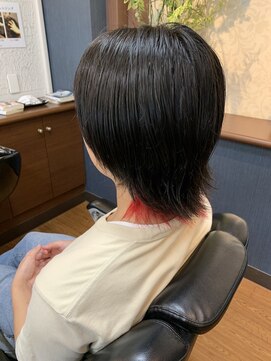 ヘアーワークス ブレーヴ(HAIR WORKS BRAVE) ウルフ&インナーカラー