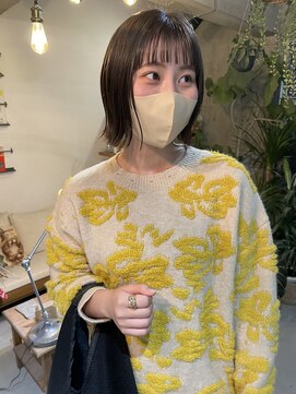 レオ(LEO.) オン眉外ハネスタイル