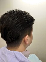 スマイル(Smile) アップバング ツーブロック フェザーバック フェード 学生 就活