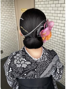 ソノ(sono) タイトヘア タイトアレンジ シニヨン 袴ヘアセット 水引
