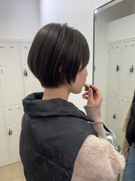 アッシュ 下北沢店(Ash) ショートボブのオリーブグレージュ