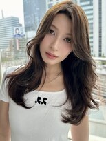 バイオレットジェム(Violet`jem)&nbsp;レイヤーカット顔まわりカットグレージュブリーチなしカラー