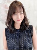 【F】ゆるふわミディアムに合わせ小顔前髪カット