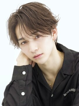 エイド 渋谷(aid) リバースショートフェザーパーマアップバング毛流れパーマ