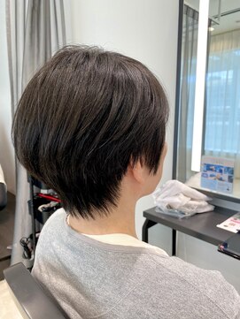 メゾンブラン 川西阪急店(Maison Blanc) スッキリ美フォルムショート