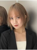 くびレイヤーボブルフネビージュ小顔ワンレンこなれミディ