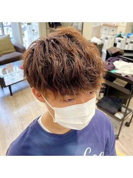 デバイス バイ フレイムス 越谷(DEVICE by Frames) 越谷メンズ｜緩めツイストスパイラル×マッシュ