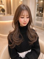 シックスバイギンザロンド 名古屋(six by ginza Lond) レイヤーカット やわらかベージュ