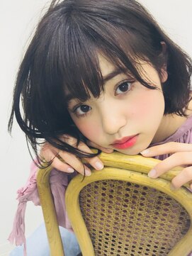 イマ(ima) shiwu黒髪ミディアム