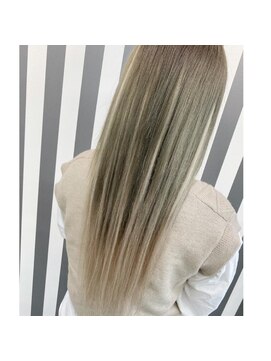 レヴェリー(REVERIE) #プルエクステ#ロングヘアー#グラデーションカラー