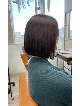 ルチナ 秦野(Lucina) ボブ/前下がりボブ/似合わせカット/大人かわいい