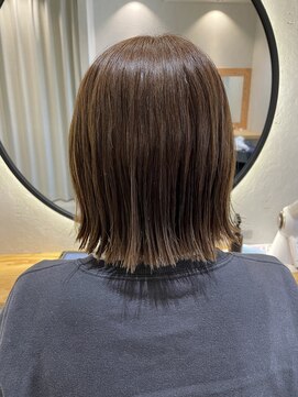 ウララ(URARA) 外はねミニボブ　内巻きも出来る◎