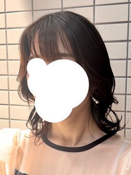 ラウレア(LAULEA) 外ハネカット/くびれカット/くびれスタイリング/カットだけ