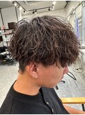 波巻きパーマメンズパーマメンズヘアツーブロックツイストパーマ
