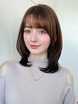 アフロート ディル(AFLOAT D'L)&nbsp;☆小顔前髪ワンカールレイヤーカットフェミニンホワイトブロンド