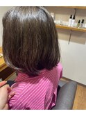 シルバーアッシュヘアカラー　30代、40代、50代