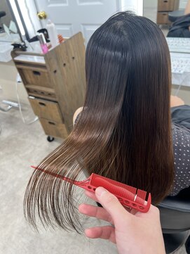 イチイ 巣鴨店(ichii) ウルツヤメテオ縮毛矯正