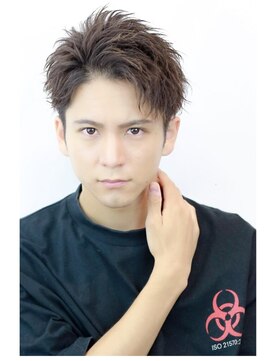 リップス 吉祥寺店 (LIPPS) ソフトツイストフェザースパイカーツーブロビジネスショート