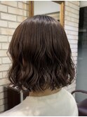 ボブのコテ巻き風パーマゆるめ初パーマにおすすめ
