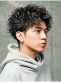銀座ツイストスパイラルパーマフェザーパーマセンターパート眉毛