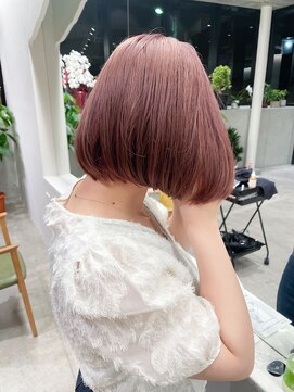 クーナバイトマト 横浜(Cuna by TOMTO) 【MISATO】ボブ_ハイトーンカラー_ピンクカラー