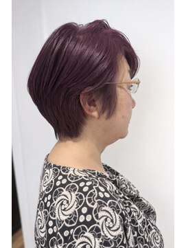 ハートボックス 四谷店(Heart box) 白髪をいかしたショートスタイル