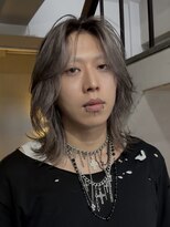 マーシー(MAAAAAC)&nbsp;Y2Kグレージュミディアムウルフ