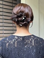 ナック ウメダ(knack UMEDA)&nbsp;上品パールの大人シニヨンアレンジ/阪急梅田