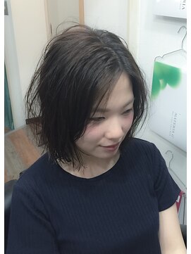 ワンバイワン(ONE BY ONE) 切りっぱなしボブ