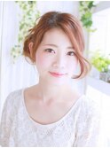 大人のゆるかわいいアップスタイル