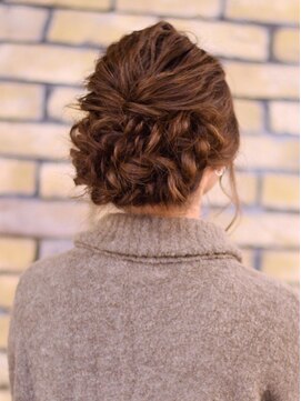 コロ(COLO) 【COLO 丹澤　智子】結婚式向けアレンジ