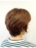 大人耳掛けショートスタイル