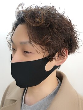 デイズ(DAYS) ツーブロック/センターパート/パーマ/波巻き/スパイラル