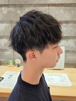 ニアウ 伊勢崎連取店(Niau)&nbsp;波巻きツイストスパイラルパーマメンズ刈り上げショートマッシュ