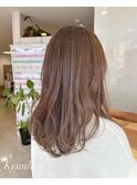 大人かわいい!ツヤ×ベージュ系カラー!