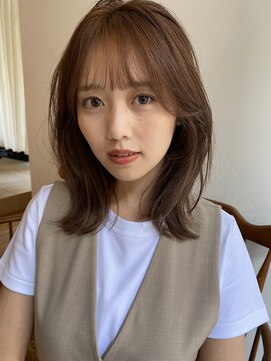 ガーランド (Garland) 大人かわいい小顔くびレイヤーピンクベージュ顔まわりレイヤー