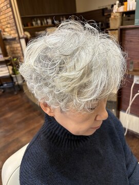 ヨヒラ(yoihra) パーマスタイル