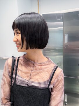 ロウ 銀座(RAW) ボブ　切りっぱなし　ミニボブ　銀座