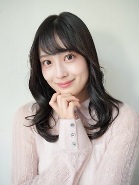 オーバルヘアー(OVAL hair) レイヤーカット/デザインカット/ゆるふわカール